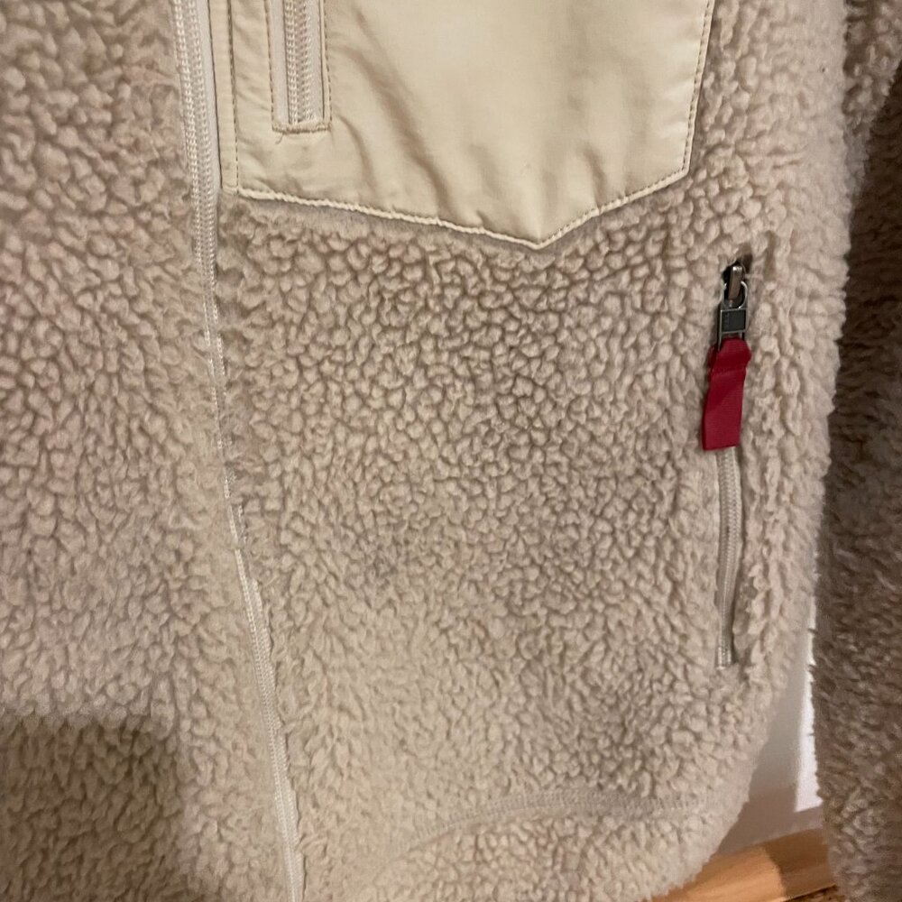 Patagonia Classic Retro-x Fleece Jacket - Picture 9 of 13